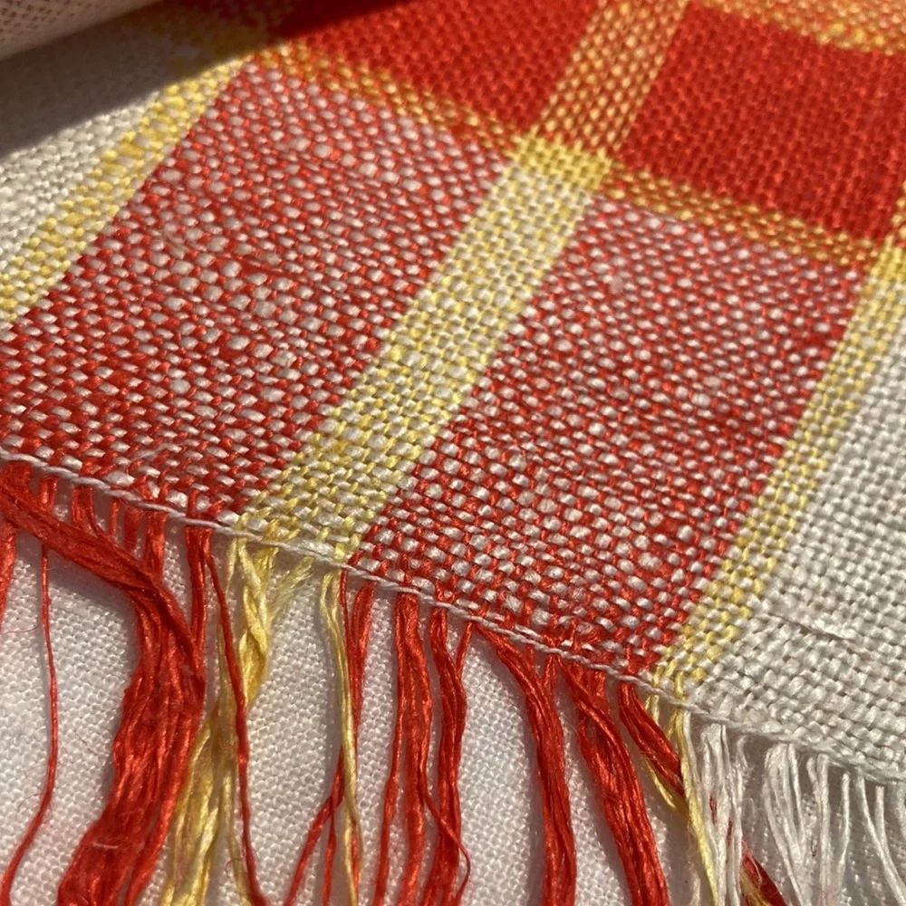 Vintage tablecloth fringe